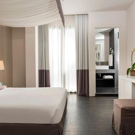 Hotel Ines Каттоліка Екстер'єр фото