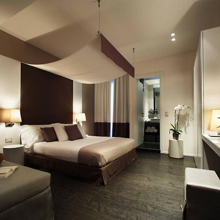 Hotel Ines Каттоліка Екстер'єр фото